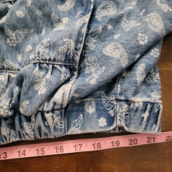 Free People Layla Printed Denim Bomber Jacket Womens M Floral Vintage Boho 90s - Picture 8 of 8